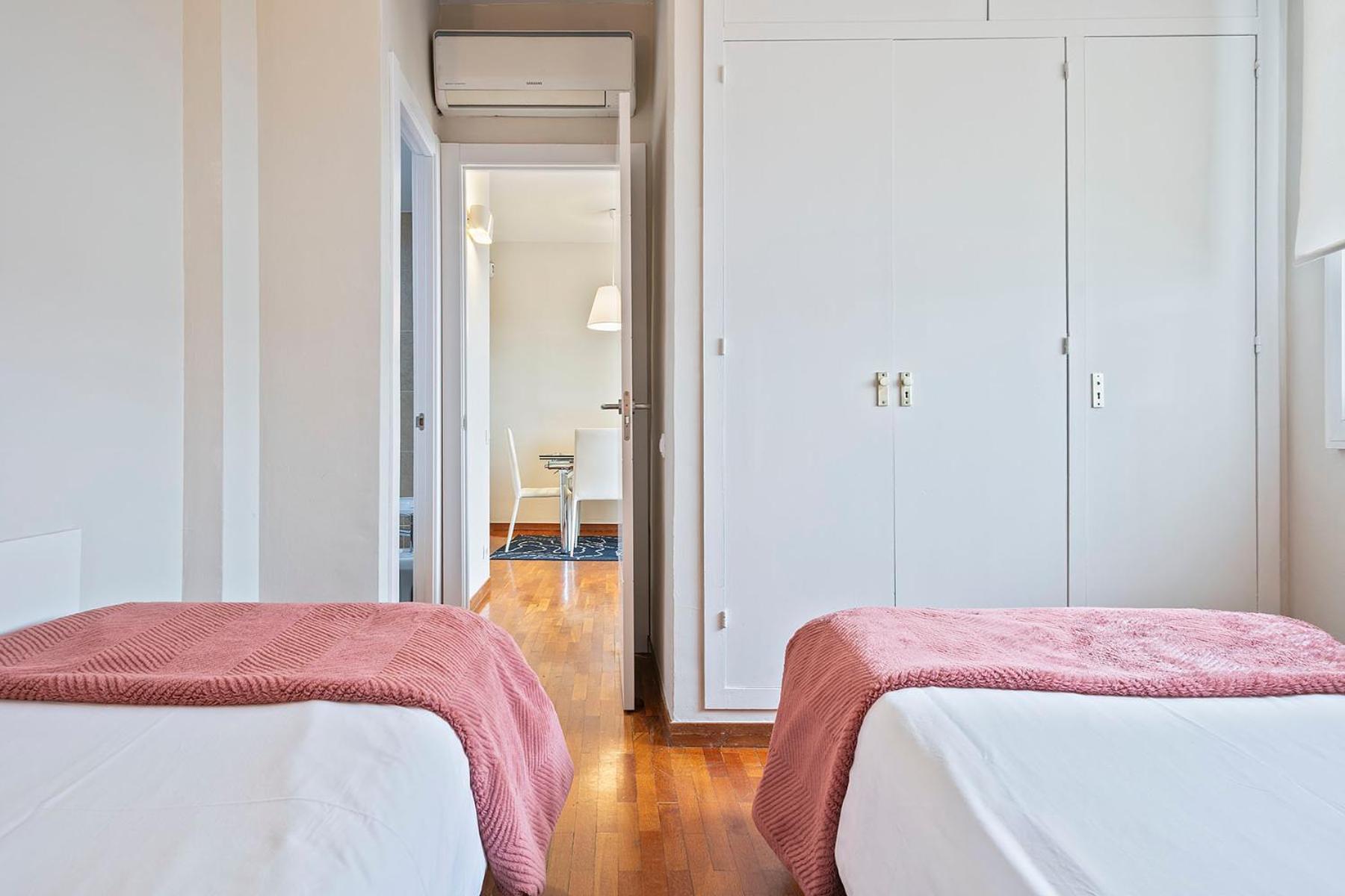 Apartmán Sarria Attic Barcelona Exteriér fotografie